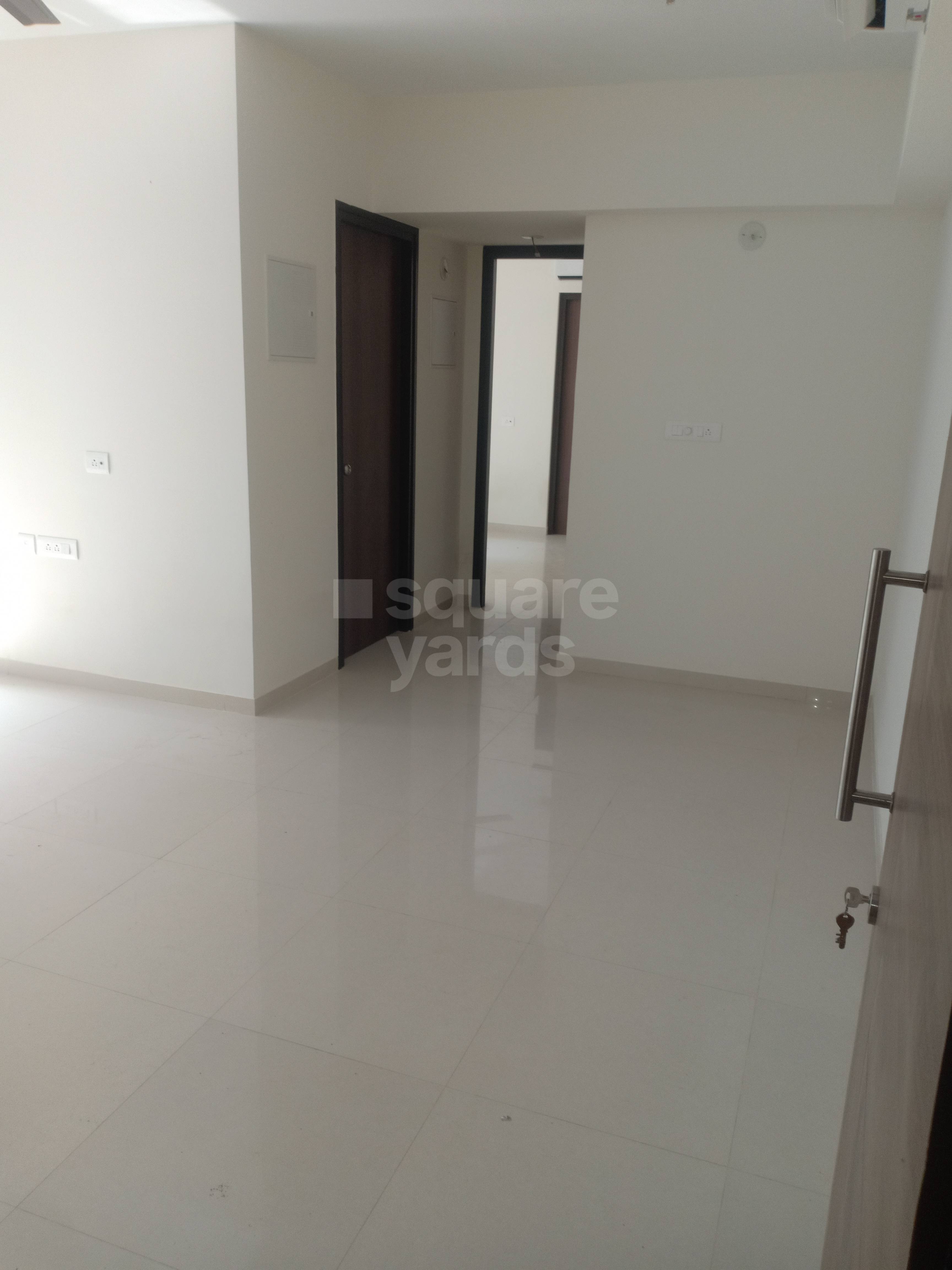 Rental 2 Bedroom 1000 Sq.Ft. Apartment in Lodha Casa Maxima, Mira Road