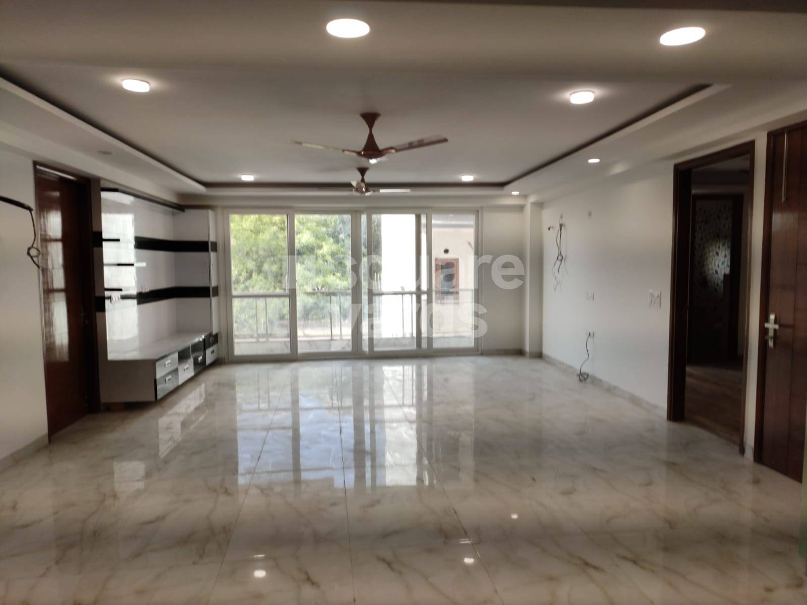 Resale 3.5 Bedroom 1650 Sq.Ft. Apartment in DDA Flats Vasant Kunj