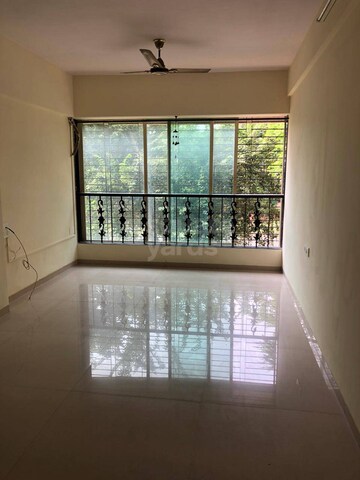 Bedroom in 3 BHK Apartment at Thakur Kedarnath Tower, Versova – for Rent