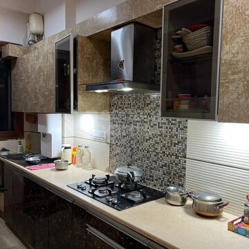 Kitchen in 3 BHK Builder Floor at Ansal Esencia-Mulberry Homes, Sector 67 – for Rent