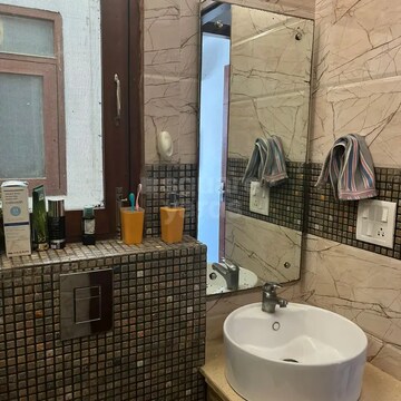 Bathroom in 3 BHK Builder Floor at Ansal Esencia-Mulberry Homes, Sector 67 – for Rent