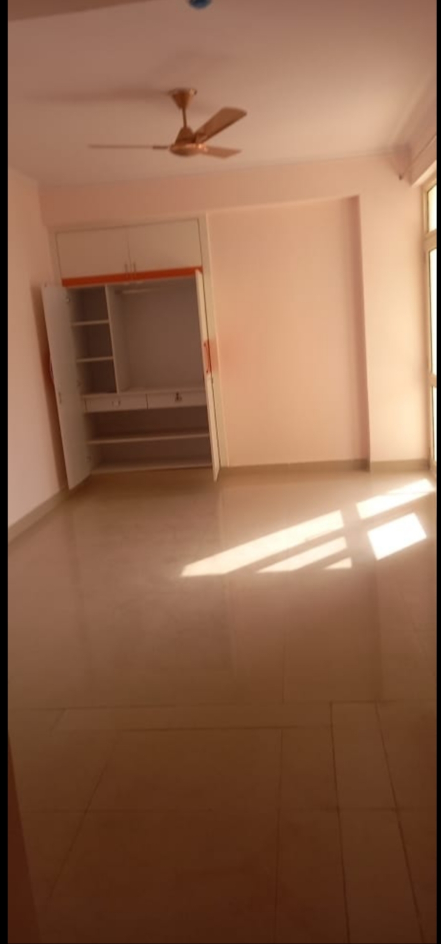 Resale 3 Bedroom 100 Sq.Yd. Independent House in Gn Sector Alpha ii