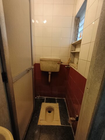 Attached Bathroom in 1 BHK Apartment at Seawoods – for Rent