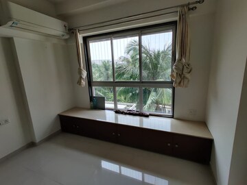 Bedroom in 2.5 BHK Apartment at Godrej Prime, Chembur – for Rent
