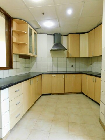 Kitchen in 3 BHK Apartment at Unitech Uniworld Gardens, Sector 47 – for Rent