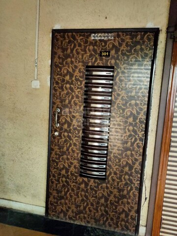 Room in 3.5 BHK Apartment at Vasant Valley Kalyan West, Kalyan West – for Rent