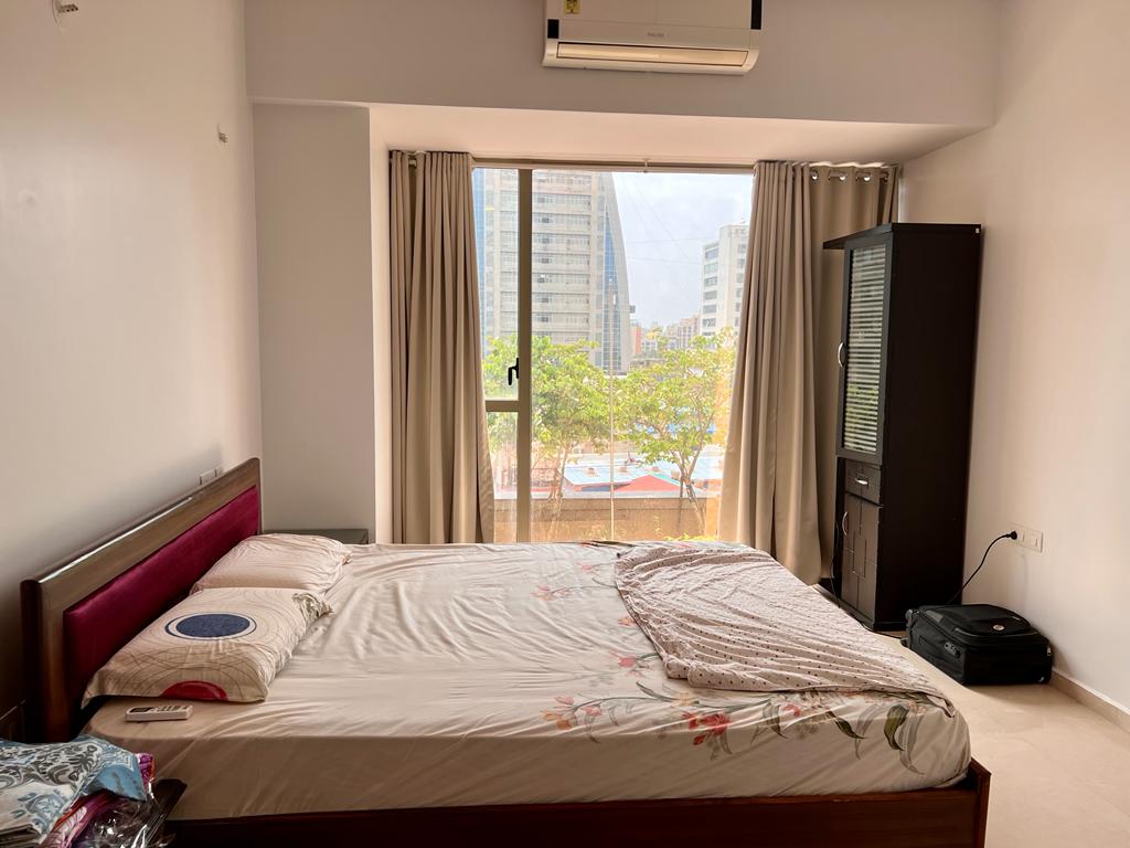 2 BHK 813 Sq.Ft. Apartment in Transcon Triumph Tower