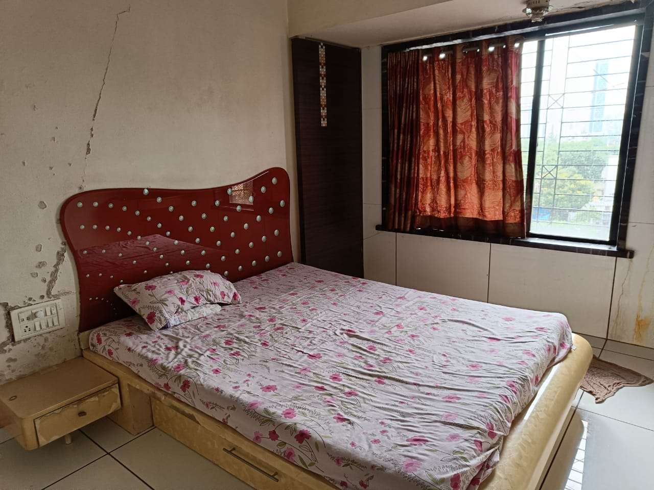 Rental 1 Bedroom 450 Sq.Ft. Apartment in Bhavani Plaza Dadar, Dadar ...