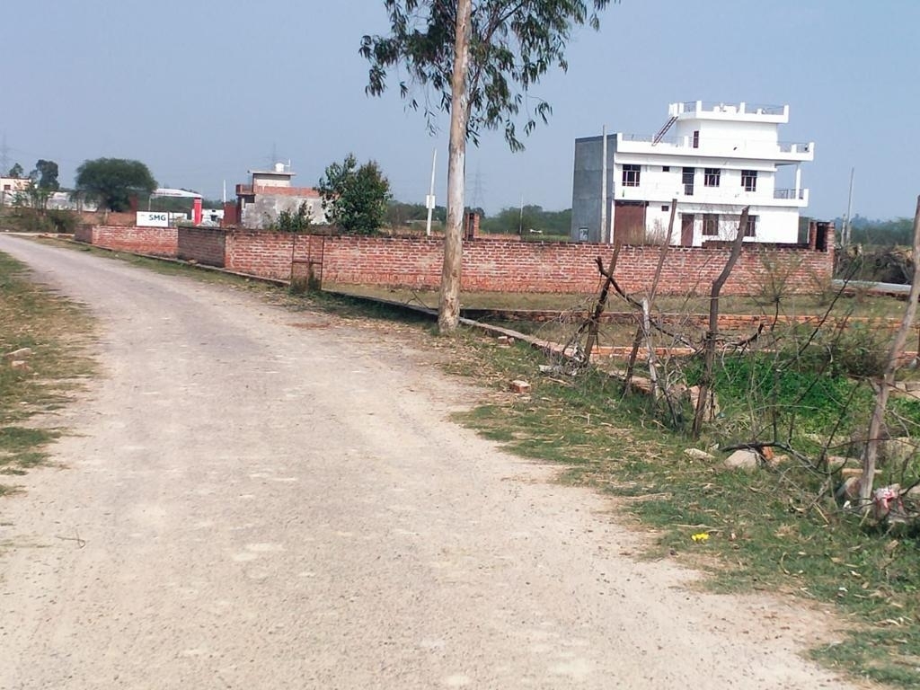 Resale 1200 Sq.Ft. Plot in Sarojini Nagar Lucknow 4619824