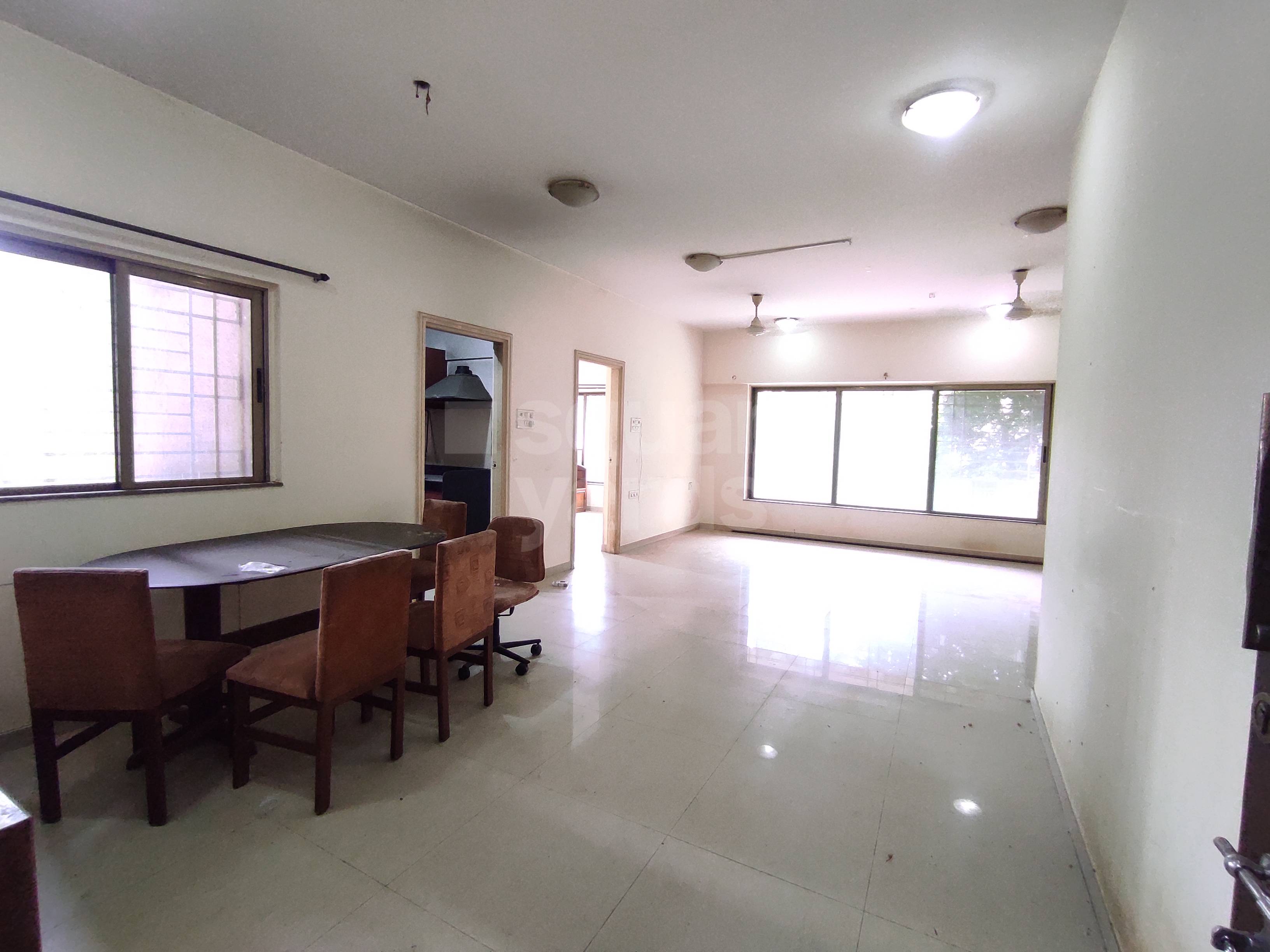 Resale 3 Bedroom 1550 Sq.Ft. Apartment in Raheja Willows, Kandivali