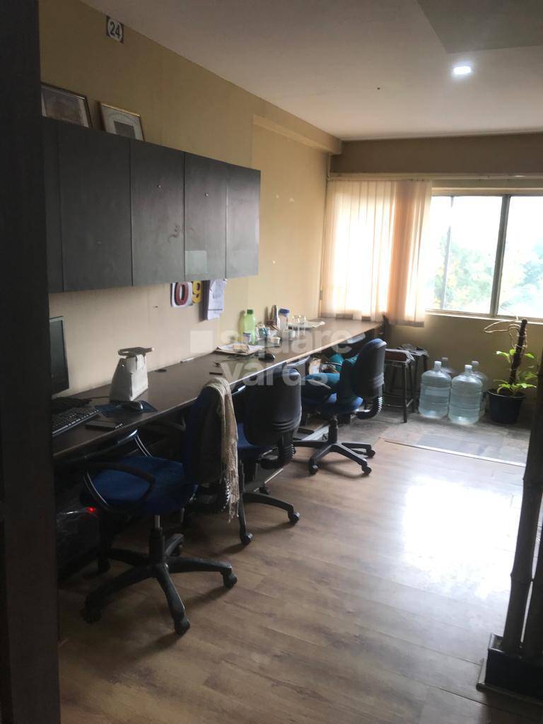 Rental Commercial Office Space 650 Sq.Ft. in Cunningham Road Bangalore