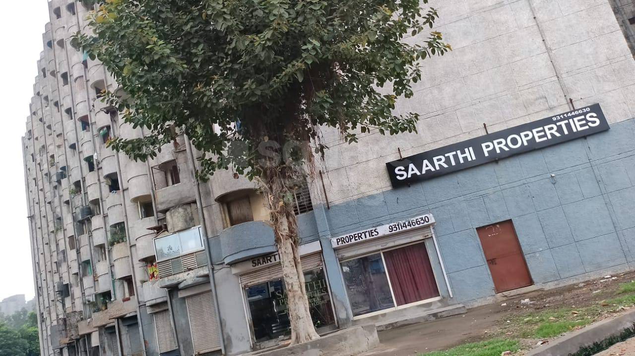 Resale Studio 400 Sq.Ft. Apartment in Saarthi Gangotri Apartments