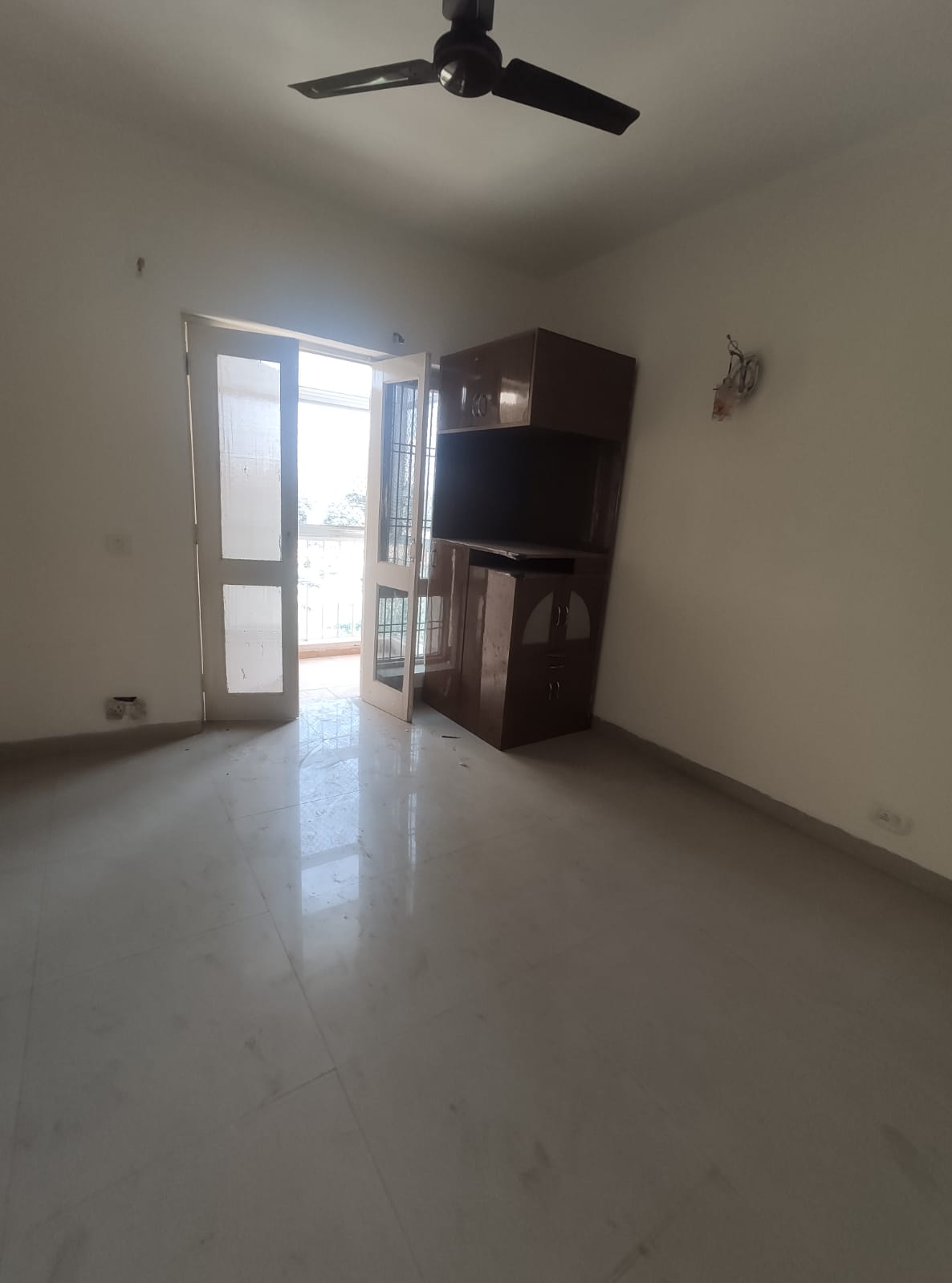 Rental 3 Bedroom 1303 Sq.Ft. Apartment in Shiv Sai Ozone Park, Sector