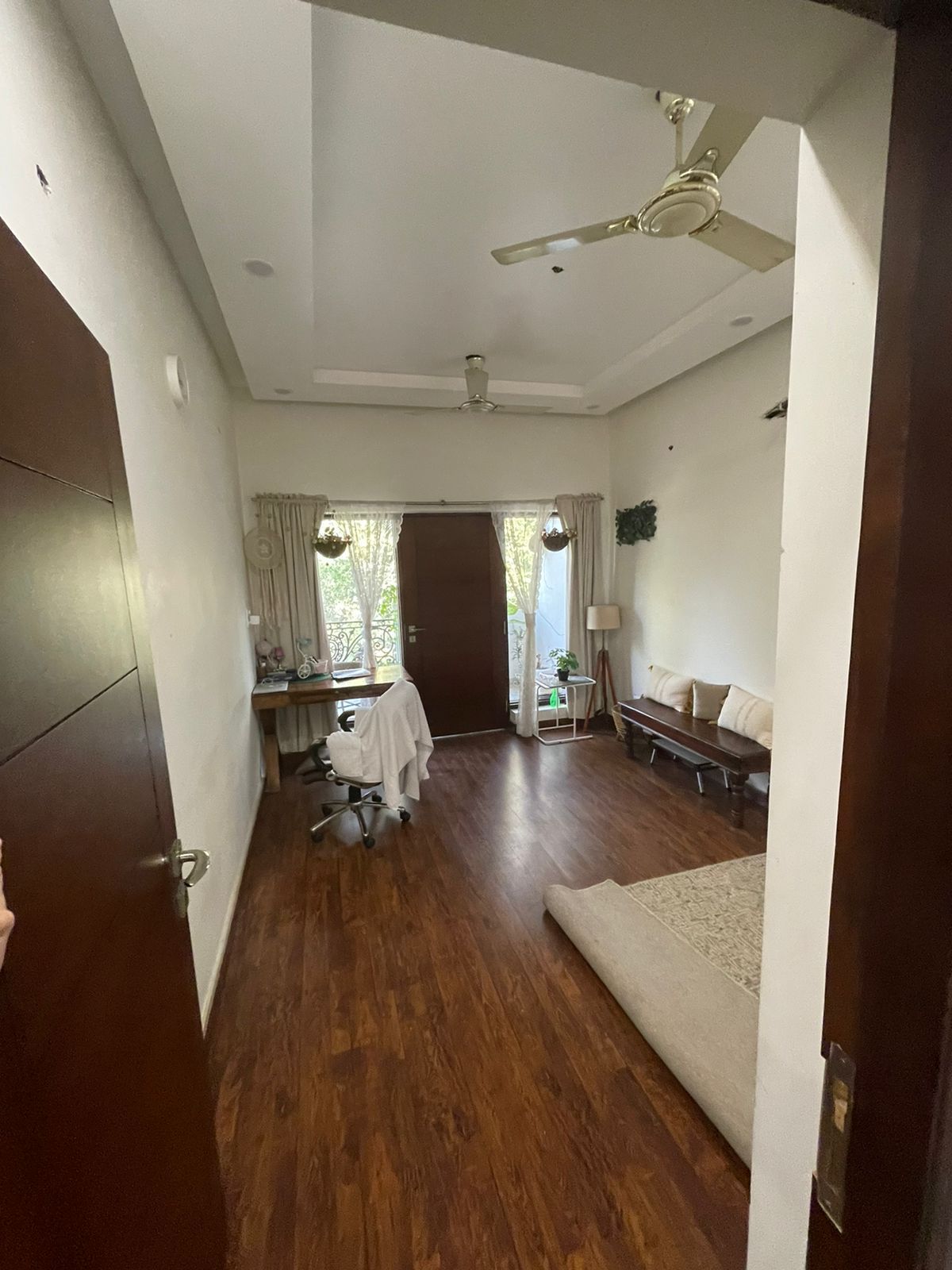 Resale 6+ Bedroom 200 Sq.Yd. Independent House in KD Block RWA Ashok Vihar, Ashok Vihar Delhi