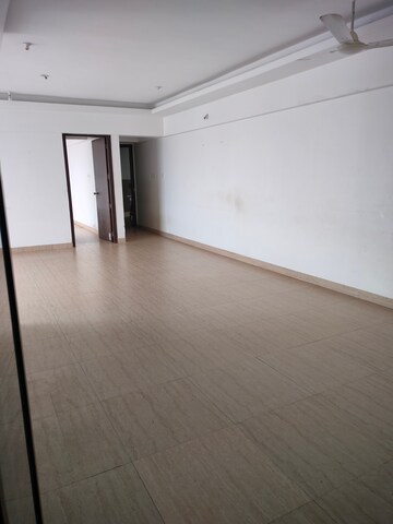 Living Room in 4 BHK Apartment at HDIL Metropolis Residences, Andheri West – for Rent