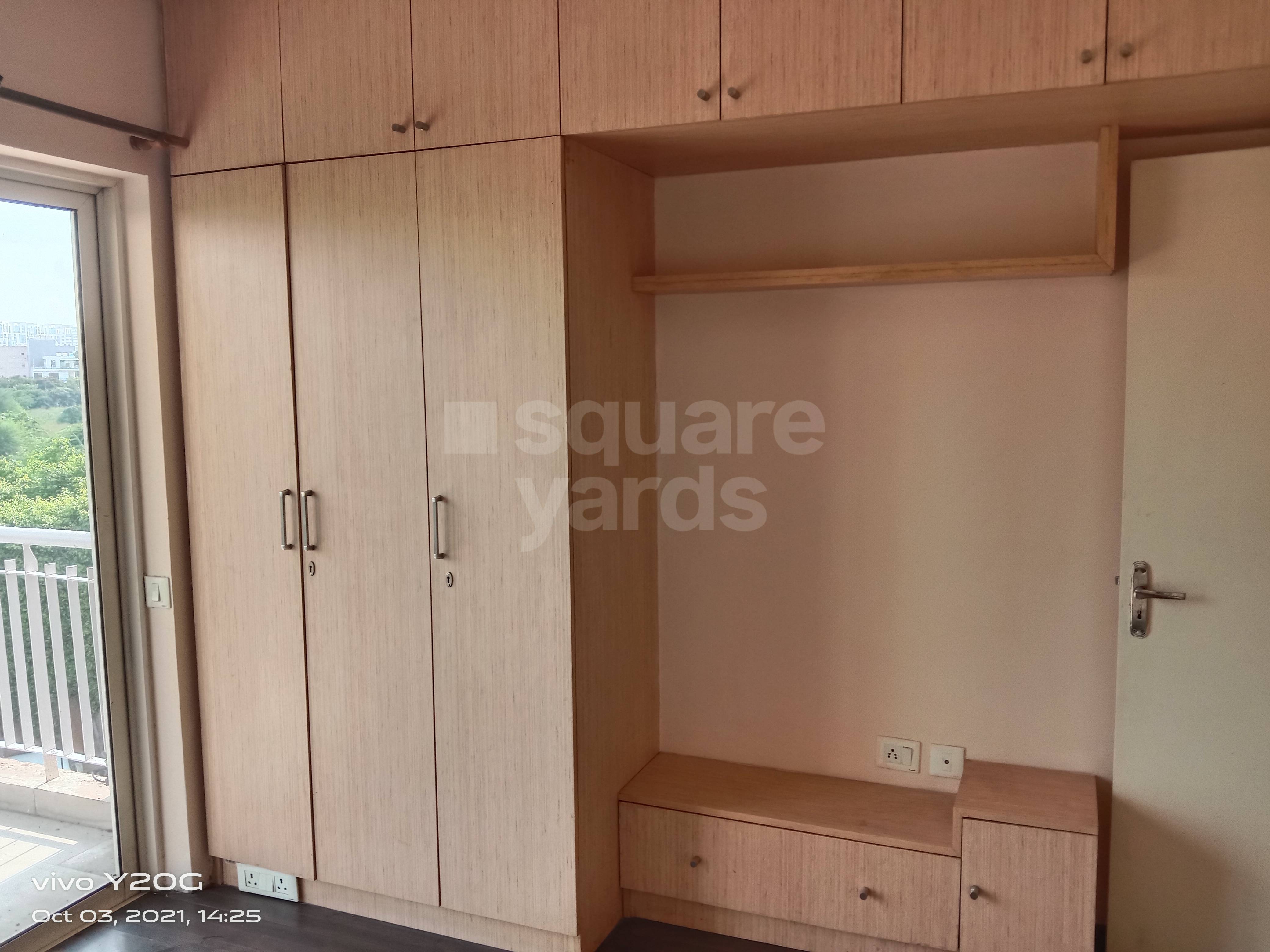 Resale 3 Bedroom 2293 Sq.Ft. Apartment in BPTP Freedom Park Life