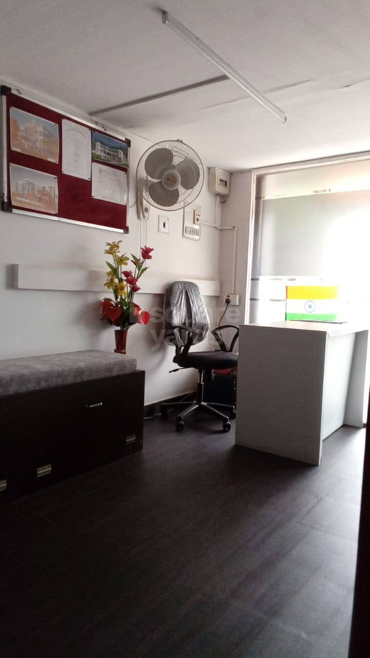 Resale Commercial Shop 261 Sq.Ft. in Mega Center, Hadapsar Pune 4562334