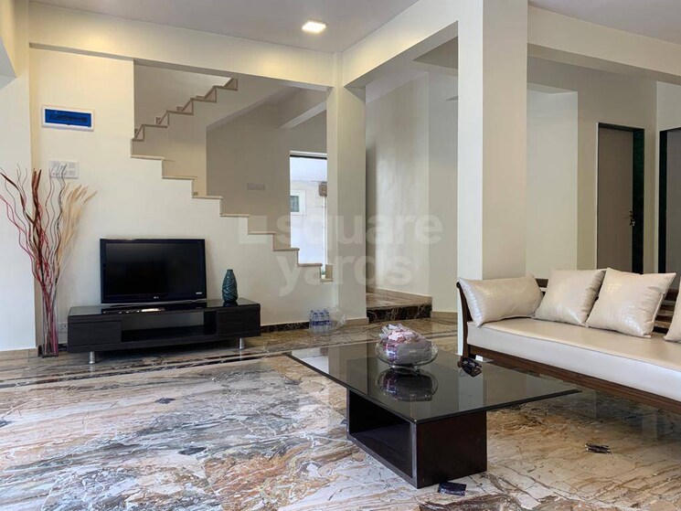 Living Room, magnum-tower-chs 4 Bedroom 3800 Sq.Ft. Villa In Andheri West Mumbai 4572810