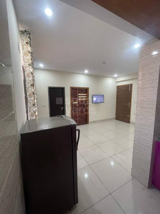Rental 2 Bedroom 800 Sq.Ft. Apartment in RWA Block B Dilshad Garden