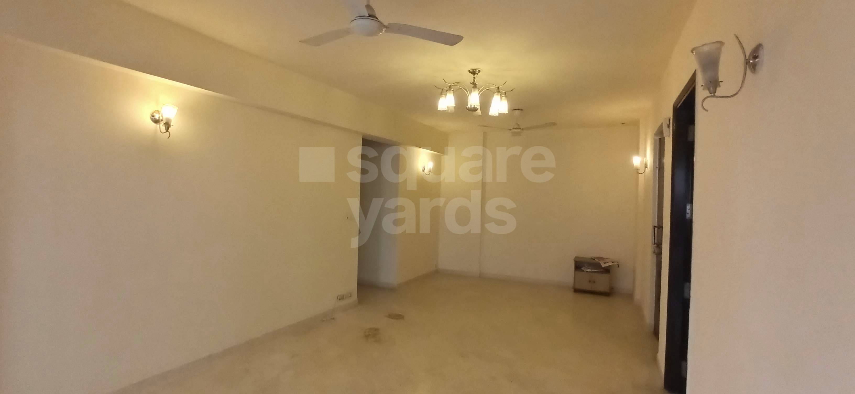 Resale 4 Bedroom 2107 Sq.Ft. Apartment in Eros Kenwood Tower, Charmwood