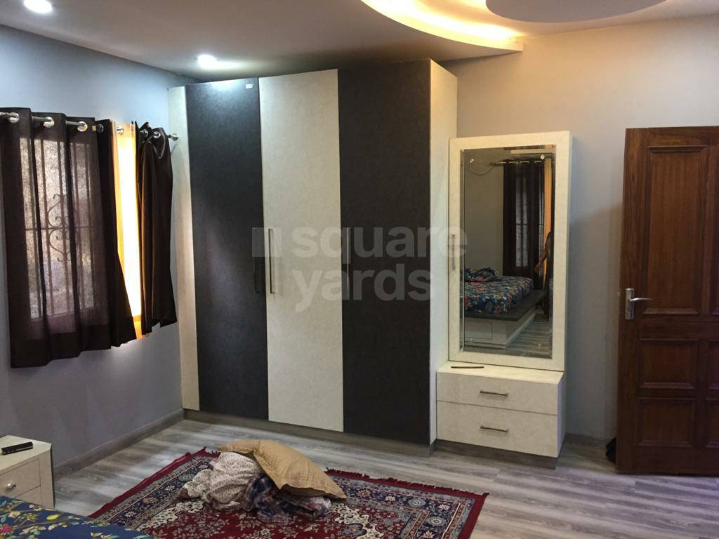 Resale 520 Sq.Yd. Plot in Palam Vihar Gurgaon 5511888