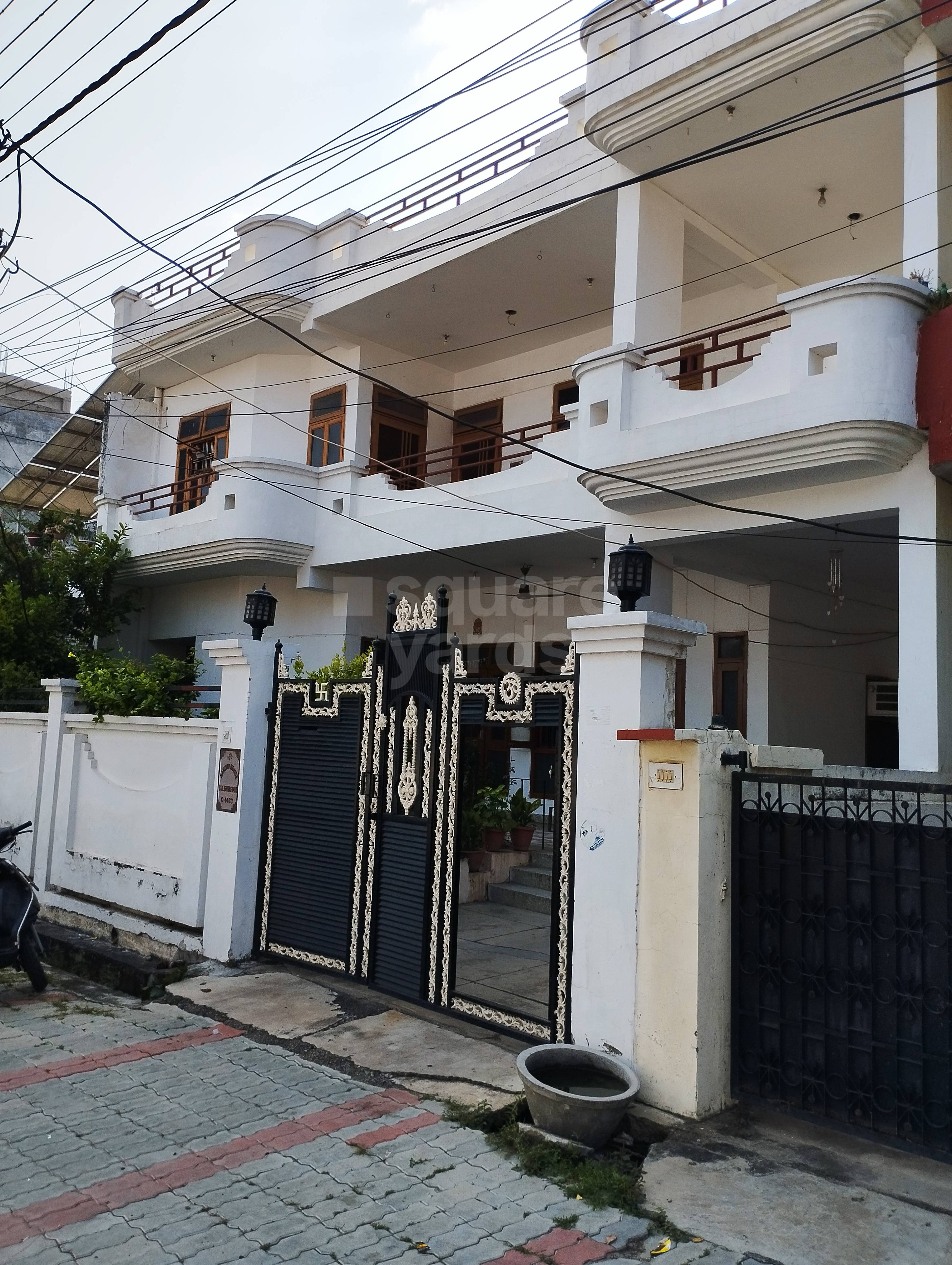 Resale 6 Bedroom 4400 Sq.Ft. Independent House in Indira Nagar Lucknow