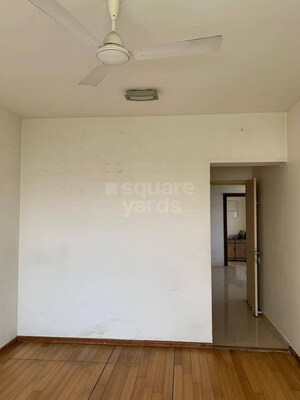 Master Bedroom in 3 BHK Apartment at Kool Homes Solitaire II, Kondhwa – for Sale