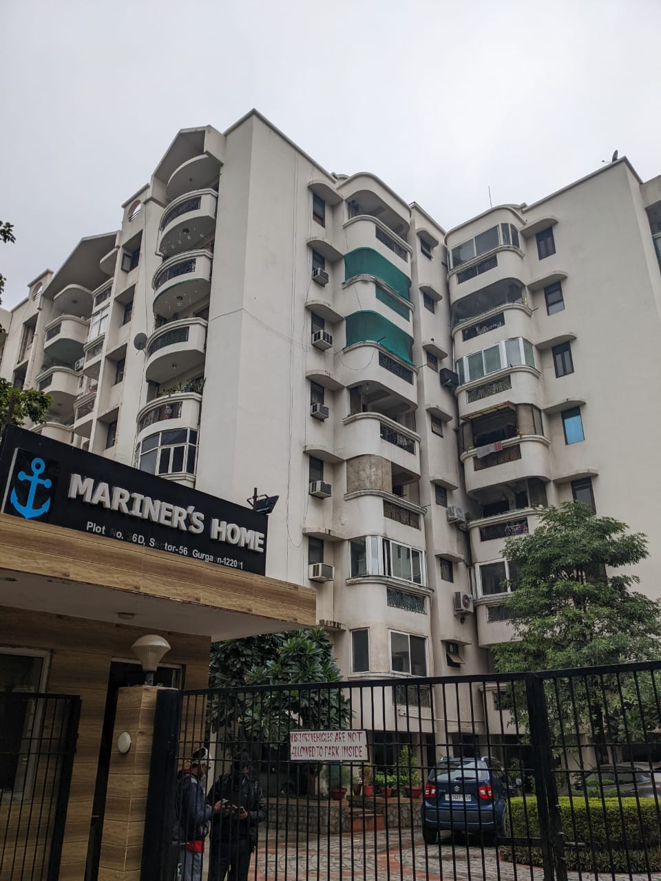Resale 4 Bedroom 2450 Sq.Ft. Apartment in Sector 56 Gurgaon 4593613