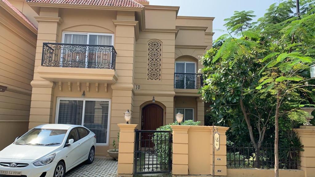 Rental 4 Bedroom 3200 Sq.Ft. Villa in Shalimar Paradise, Faizabad Road