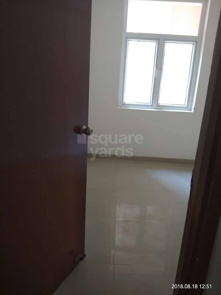 Rental 1 Bedroom 425 Sq.Ft. Apartment in DDA Janta Flats, Sector 16b