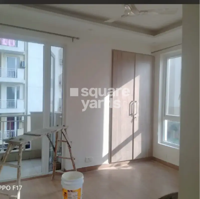 3 BHK + Servant Room Apartment For Rent in Emaar Palm Hills