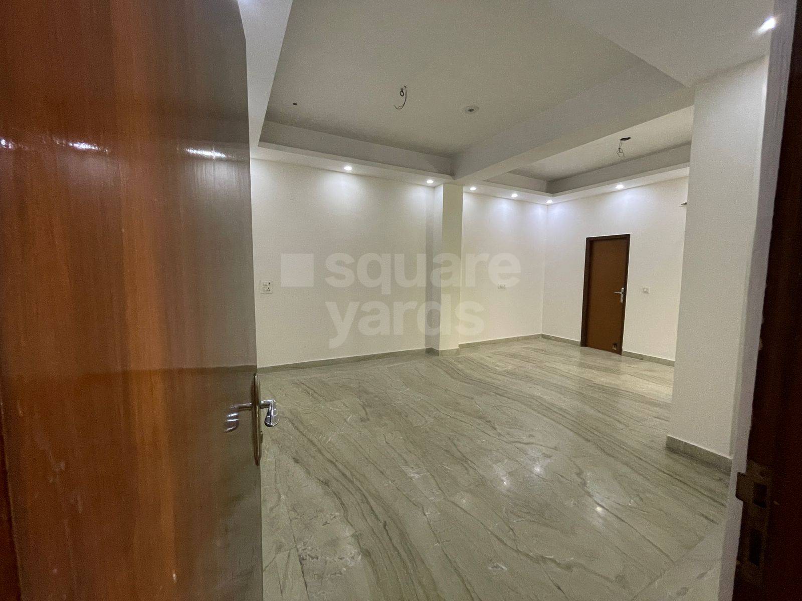 Rental 4 Bedroom 2600 Sq.Ft. Apartment in Supertech Orb, Sector 74