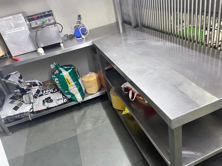 Team Area, srishti-complex-powai Commercial Shop 255 Sq.Ft. In Powai Mumbai 4613594