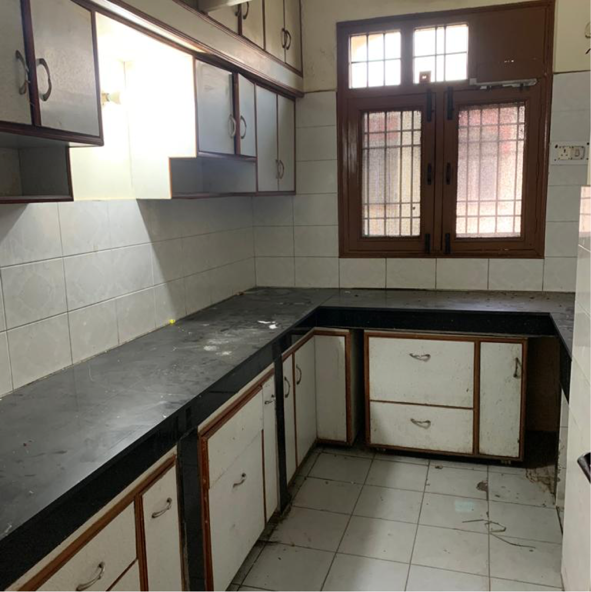 Resale 4 Bedroom 1700 Sq.Ft. Apartment in Sector 49 Chandigarh 4608264