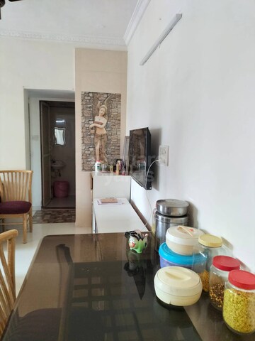 Living Room in 2 BHK Apartment at Tarapore Towers, Andheri West – for Sale