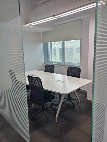  Office Space For Rent in Aston, Andheri West