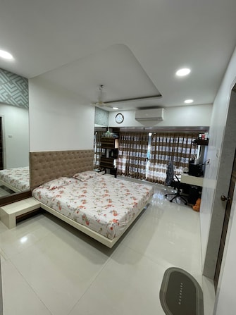 2 BHK Apartment For Resale in Sheffield Towers Andheri West Mumbai  4621169