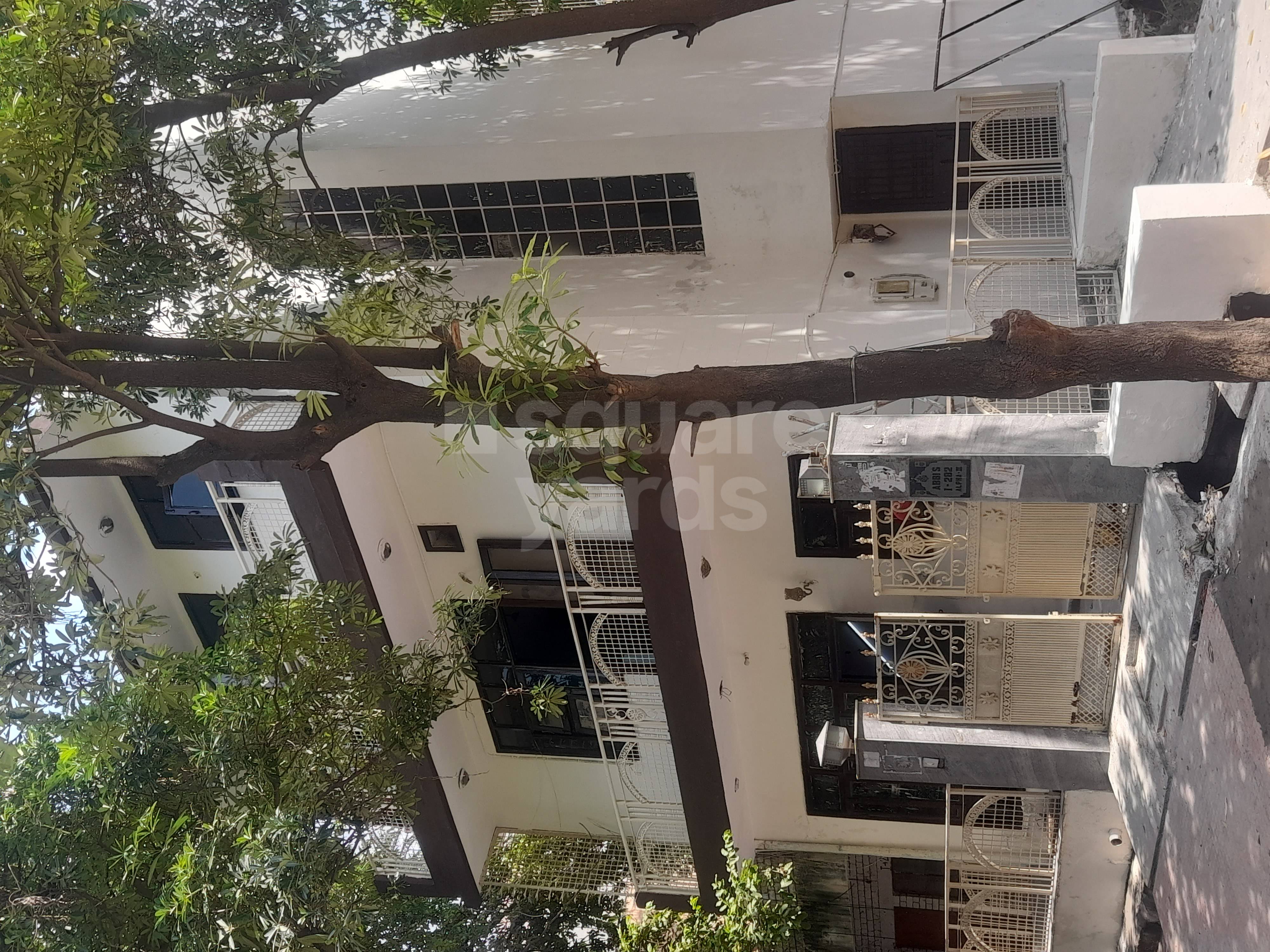 Resale 6 Bedroom 60 Sq.Yd. Independent House in Msx Alpha Homes, Gn