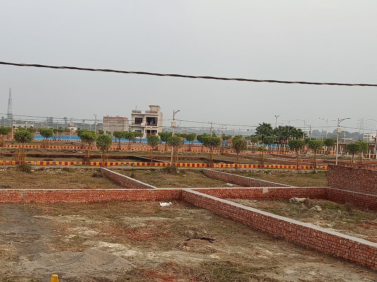 Resale 1250 Sq.Ft. Plot in Gomti Nagar Lucknow 4635555