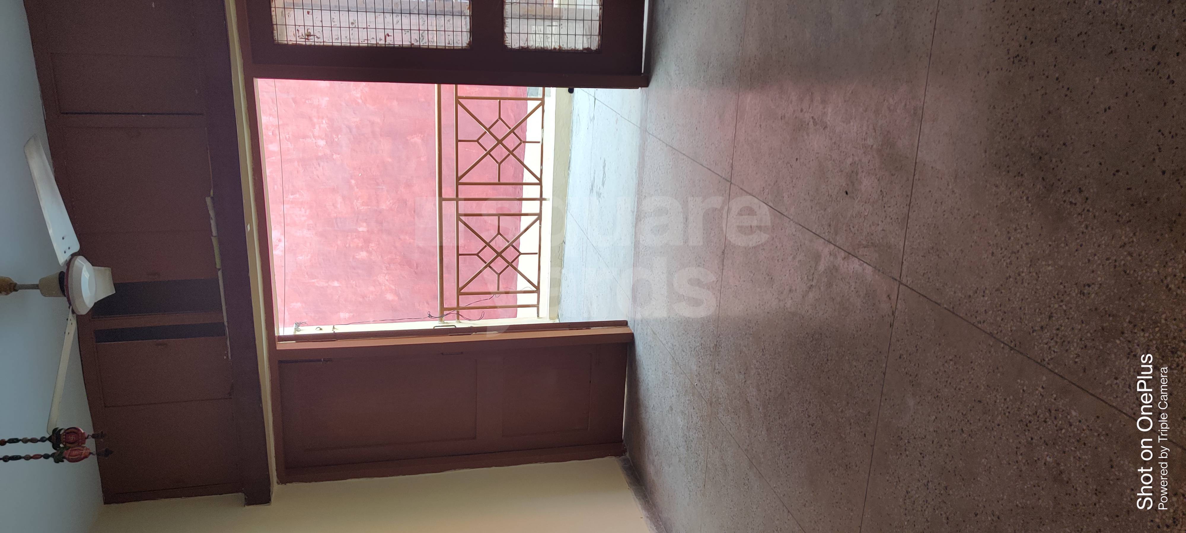 Rental 3 Bedroom 1250 Sq.Ft. Apartment in Munirka Delhi 5243406