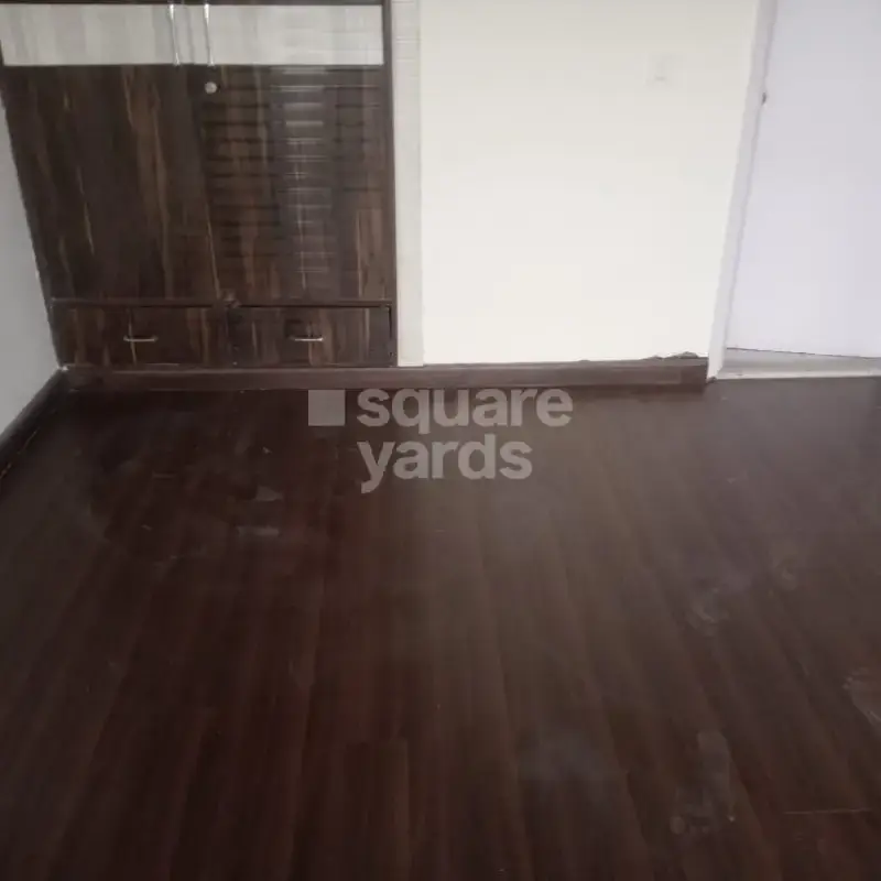 2 BHK Apartment For Rent in CHD Avenue 71