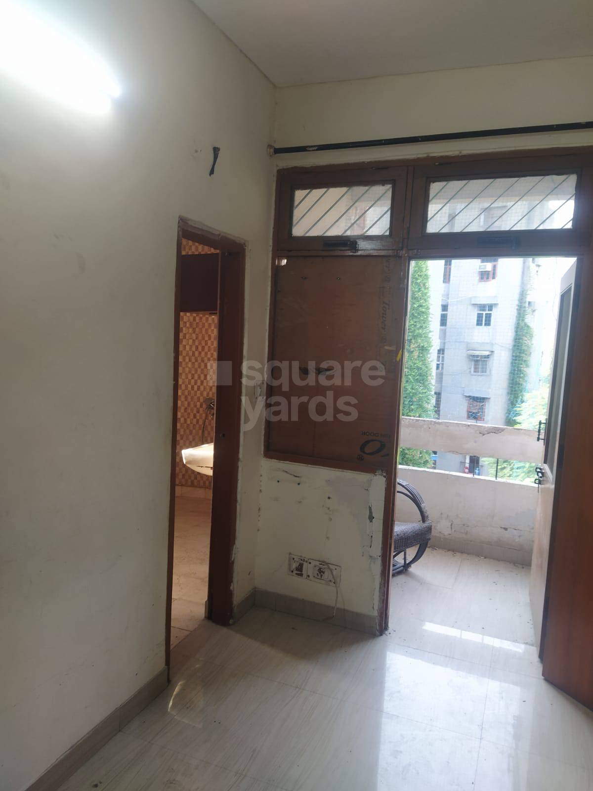 Resale 3 Bedroom 1500 Sq.Ft. Apartment in Maurya Apartments, Ip