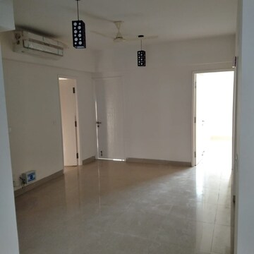 Room in 3 BHK Apartment at Emaar Emerald Floors Premier, Sector 65 – for Rent