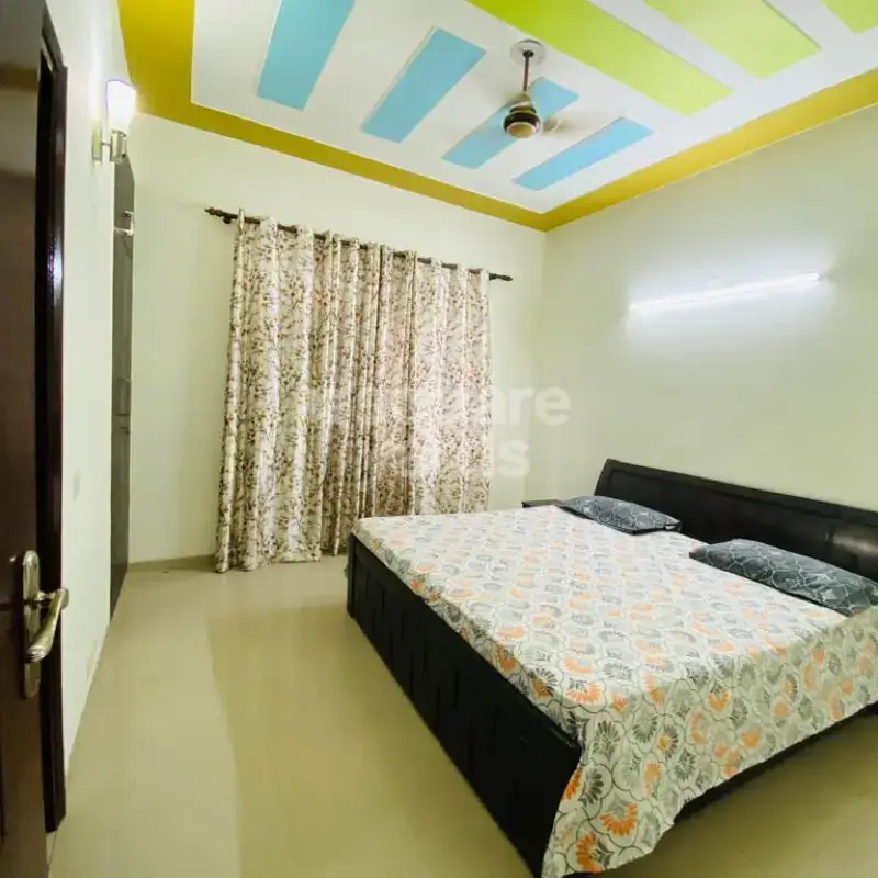 3 BHK + Servant Room Apartment For Rent in Bestech Park View City 2