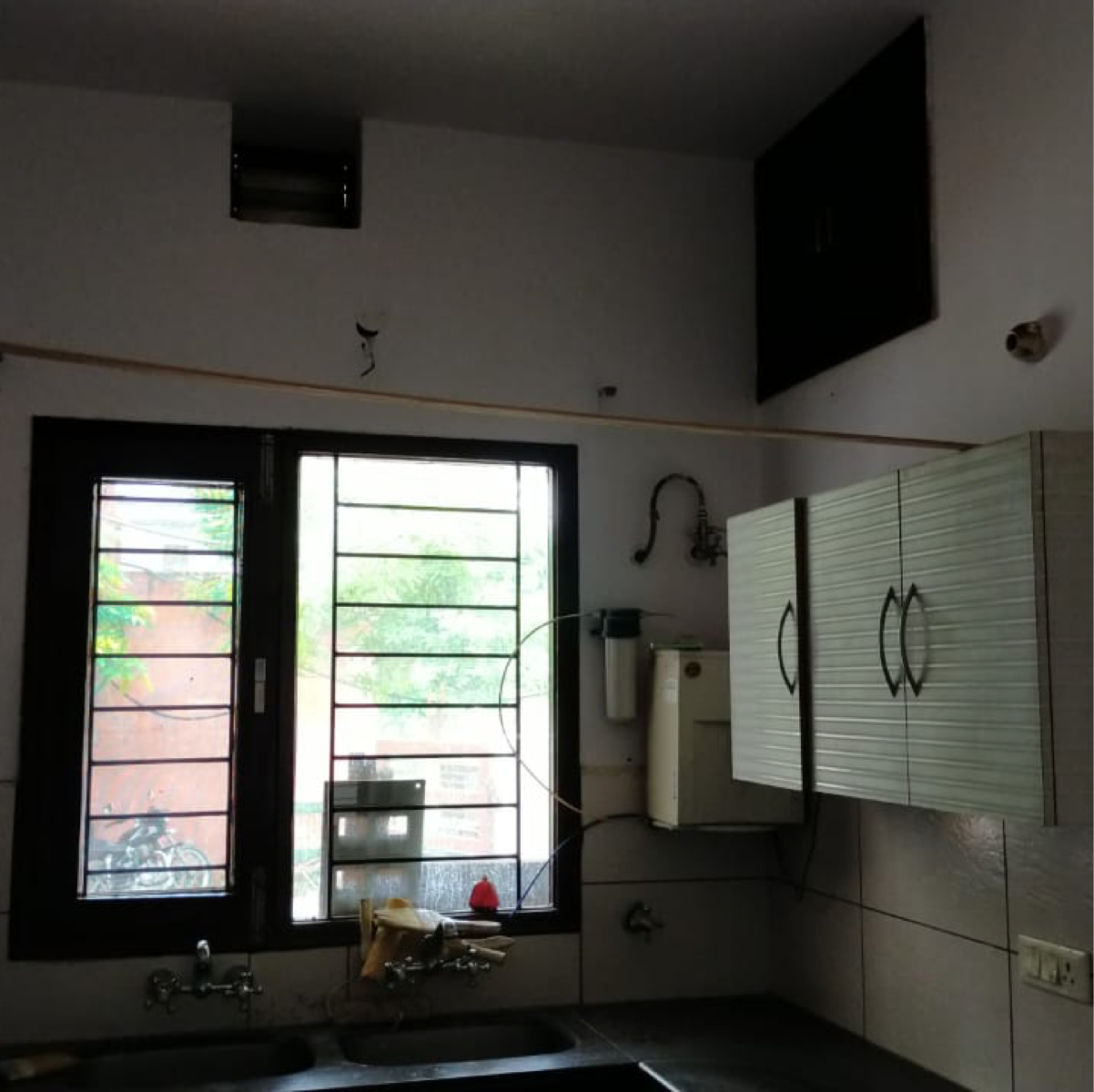 Rental 2 Bedroom 2200 Sq.Ft. Independent House in Vip Road Zirakpur