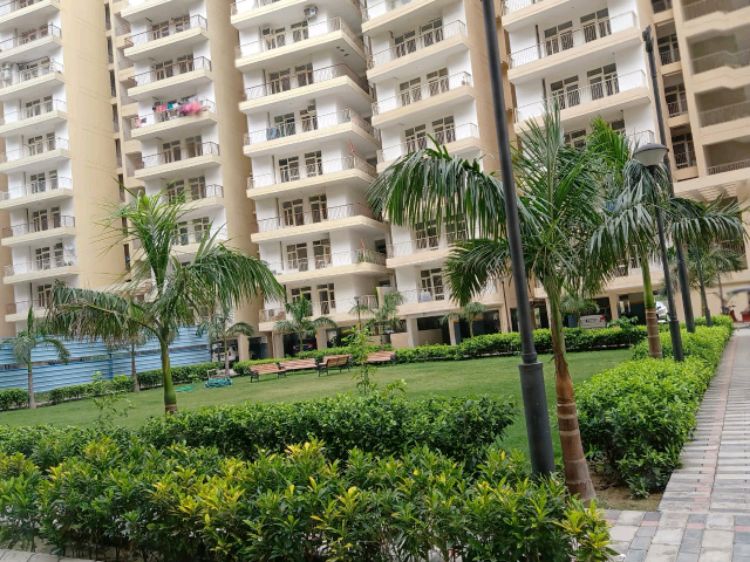 Rental 2 Bedroom 1250 Sq.Ft. Apartment in Kdp Grand Savanna, Raj Nagar
