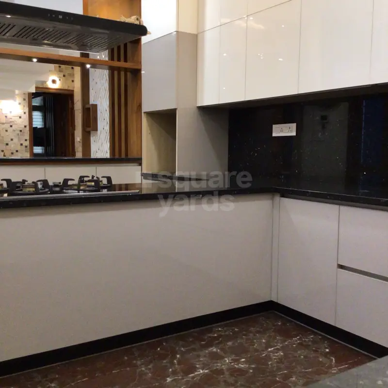 Resale 6 Bedroom 8600 Sq.Ft. Independent House in Vidyapeeta Circle