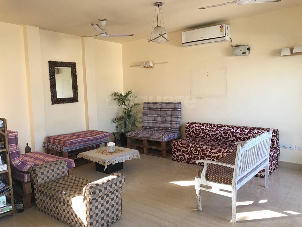 Rental 3 Bedroom 1700 Sq.Ft. Apartment in Alaknanda Delhi 4752680