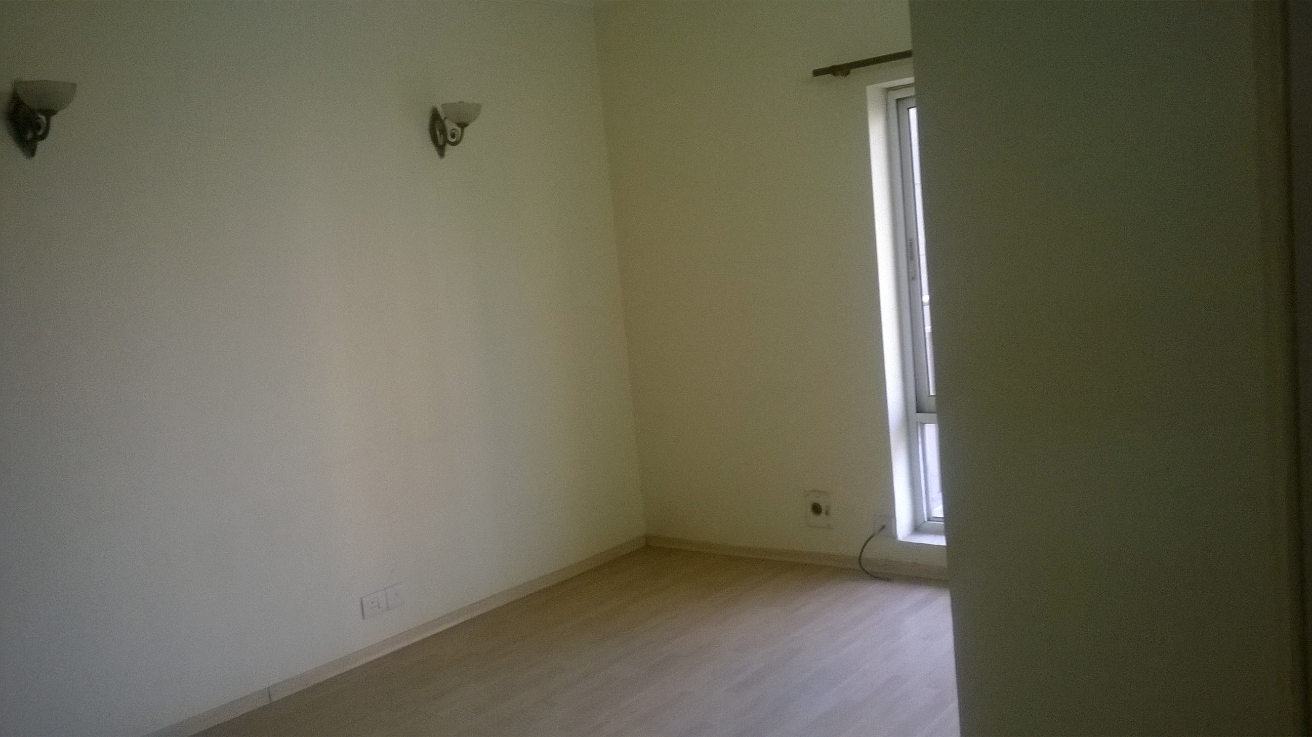 resale-3-bedroom-2368-sq-ft-apartment-in-unitech-uniworld-city-sector