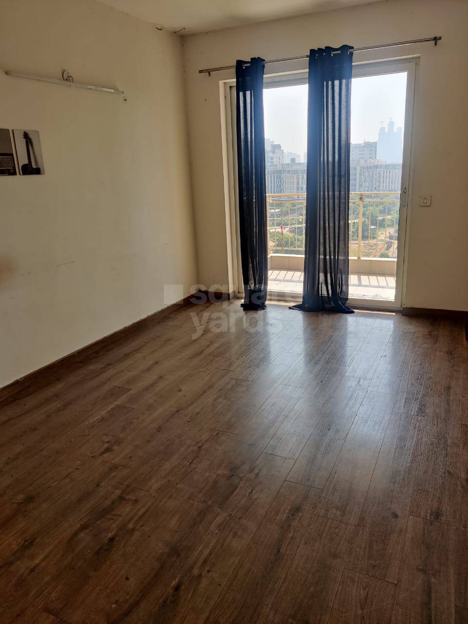 Rental 3 Bedroom 1900 Sq.Ft. Apartment in Emaar Palm Gardens, Sector 83